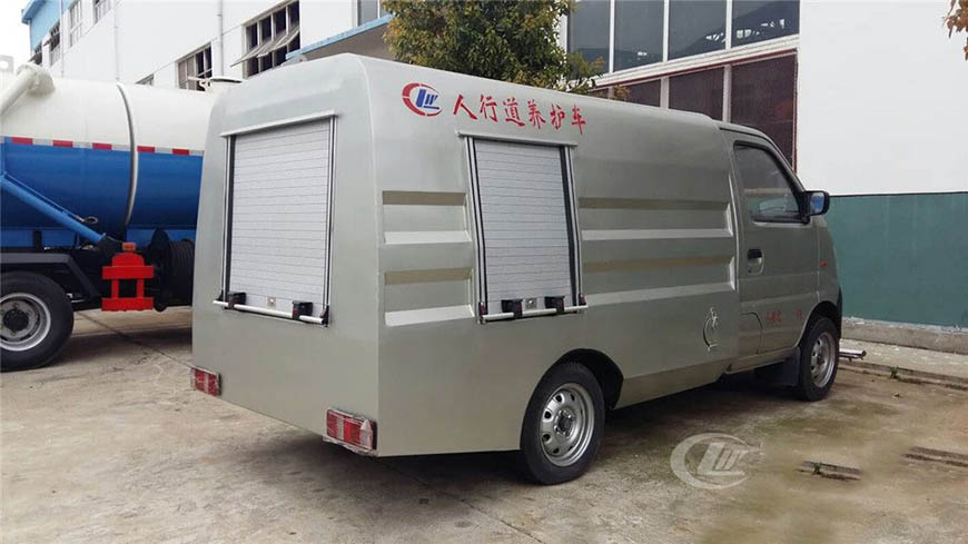 國(guó)五長(zhǎng)安路面清洗車(chē)