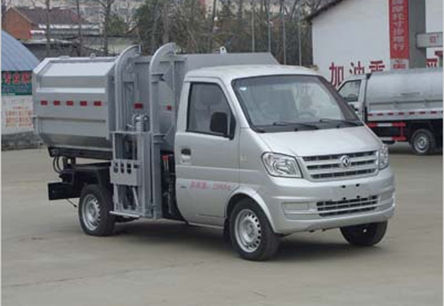 國(guó)五東風(fēng)小康掛桶垃圾車(chē)